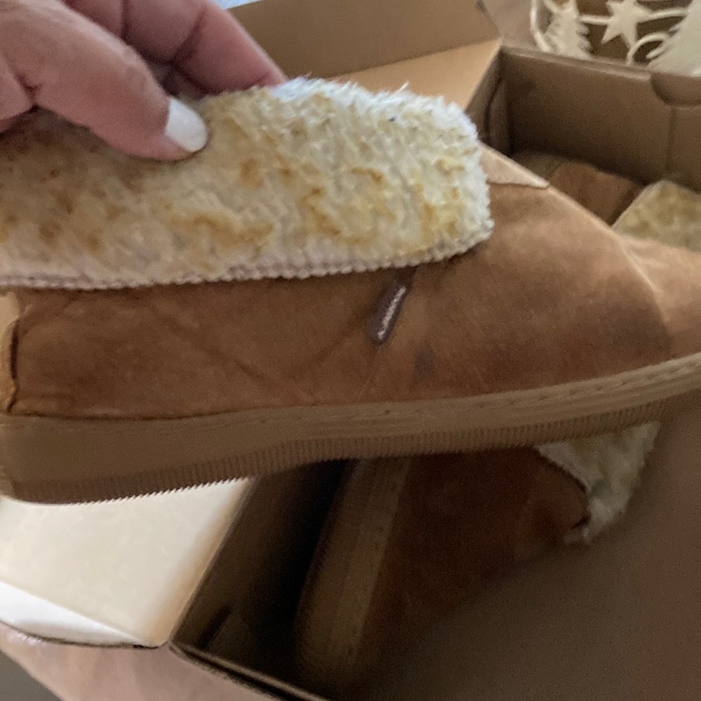 Kumfy shoes slippers size 9